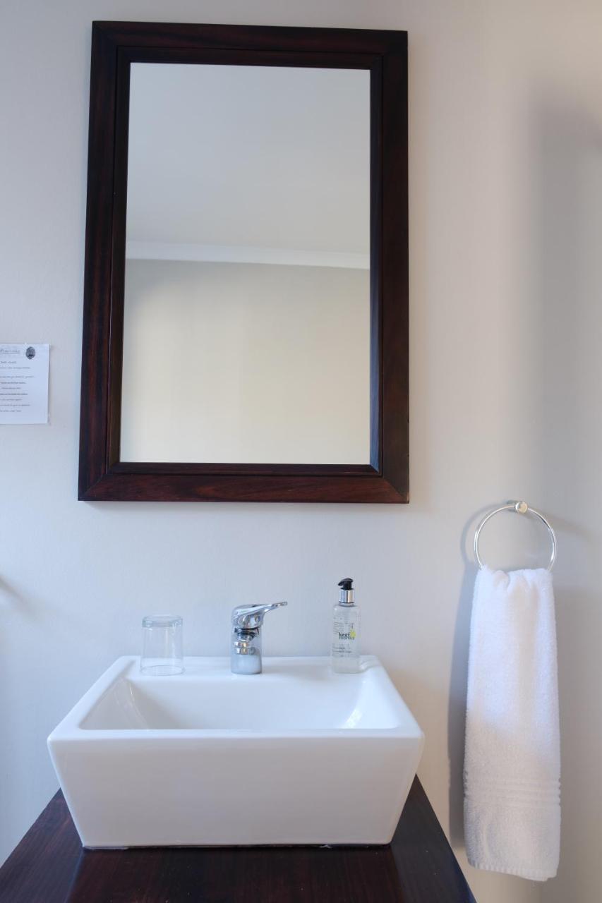 Constantia White Lodge Guest House Κέιπ Τάουν Εξωτερικό φωτογραφία