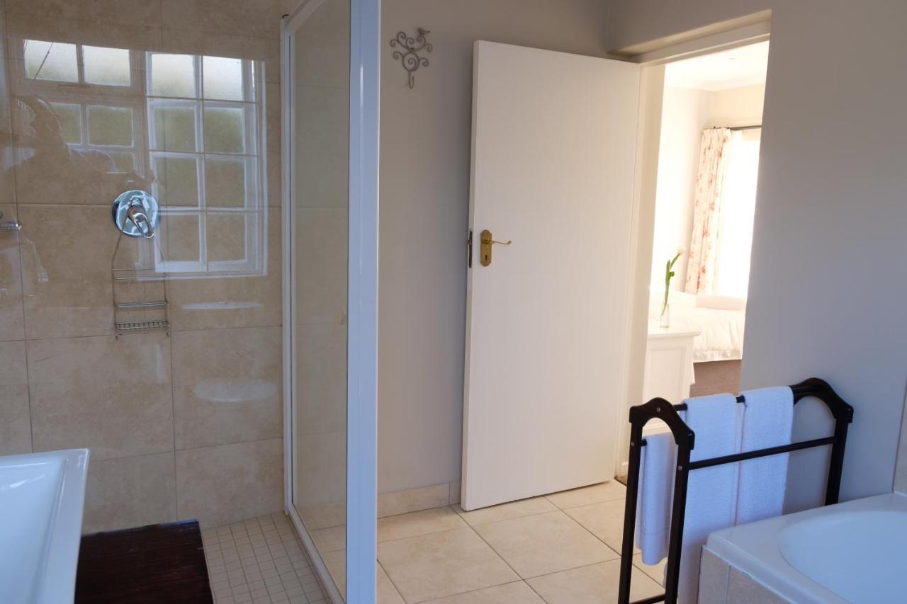 Constantia White Lodge Guest House Κέιπ Τάουν Εξωτερικό φωτογραφία